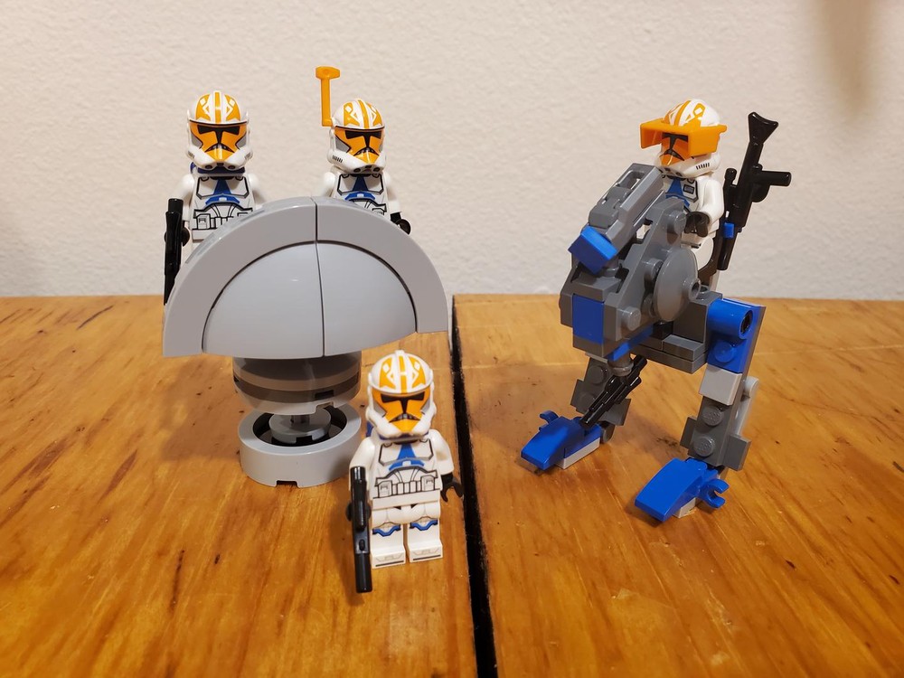 Ahsoka's 322 Dwarf Walker and Senate Seat