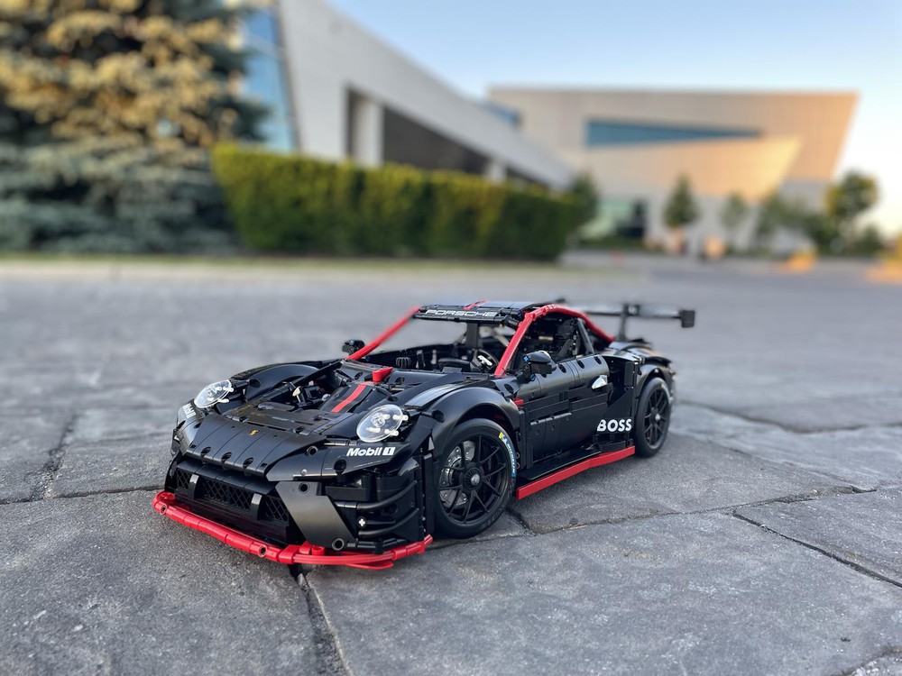 LEGO MOC Porsche 911 (992) GT3 R by Loxlego | Rebrickable - Build with LEGO