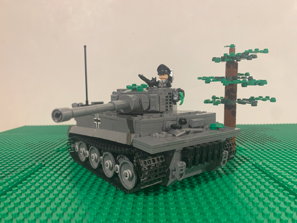 LEGO MOC Tiger 1 tank by Sean.1 Rebrickable Build with LEGO