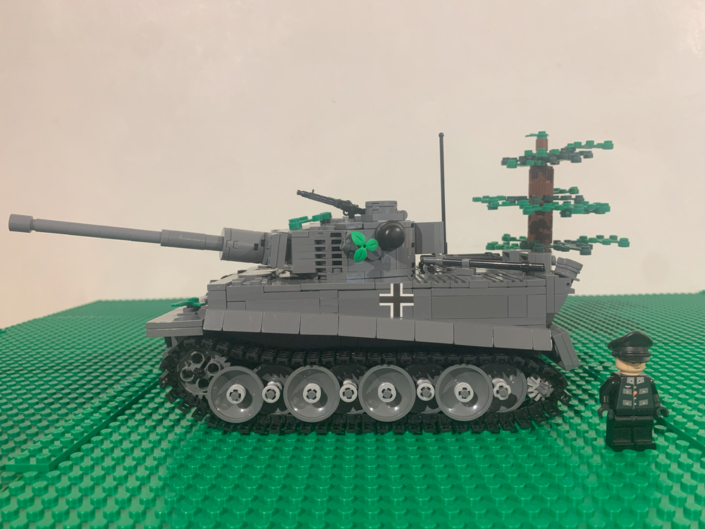 LEGO MOC Tiger 1 tank by Sean.1 Rebrickable Build with LEGO