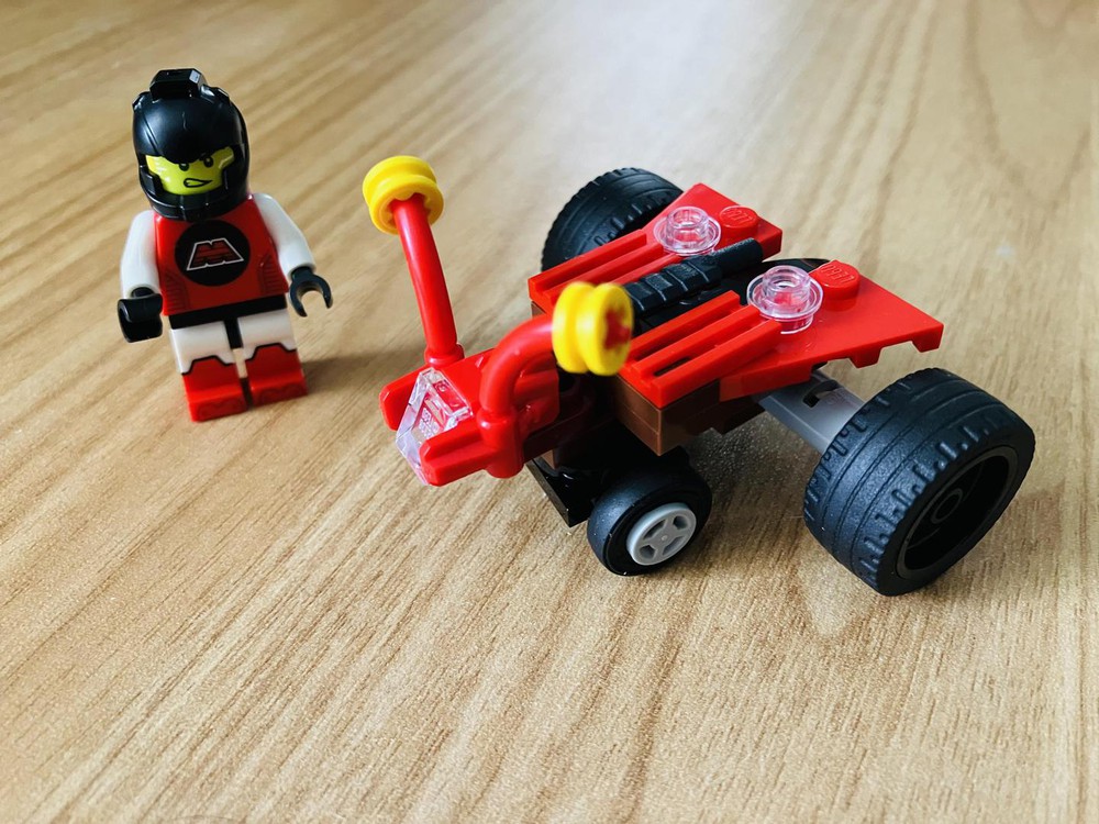 LEGO MOC Bug Car by EVA001 | Rebrickable - Build with LEGO