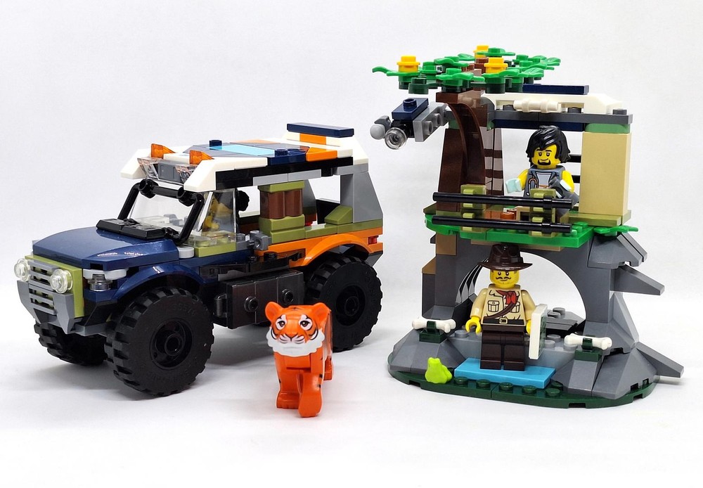 MOC-185749 60426 Jungle Hideout & Jeep