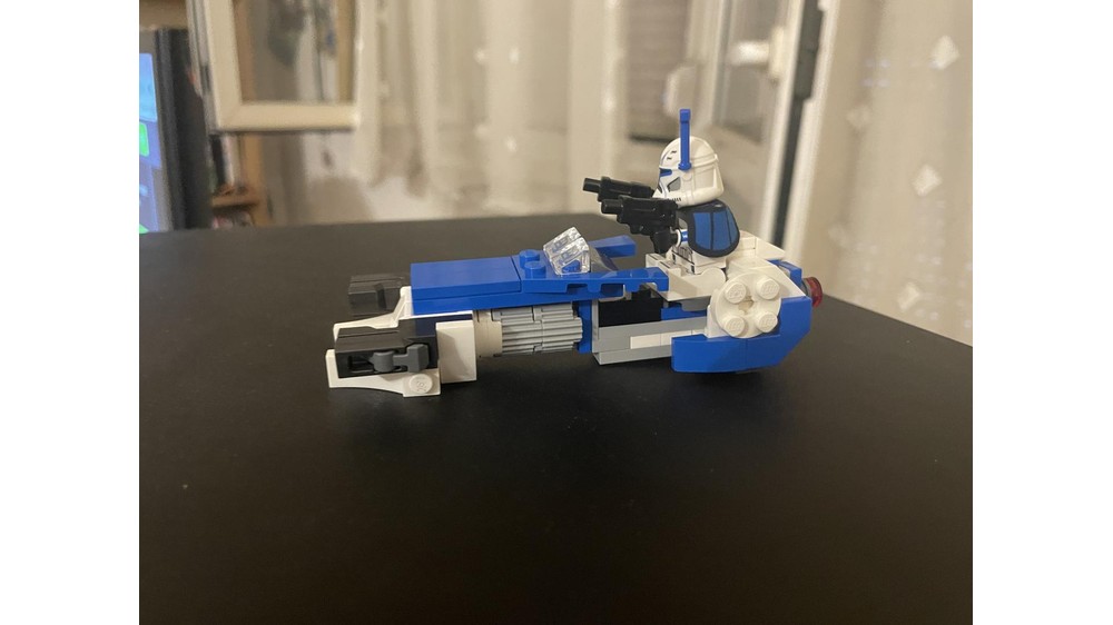 ひーあむ Micronava de luptă Y-Wing™ a Căpitanului Rex 75391 | Star Wars