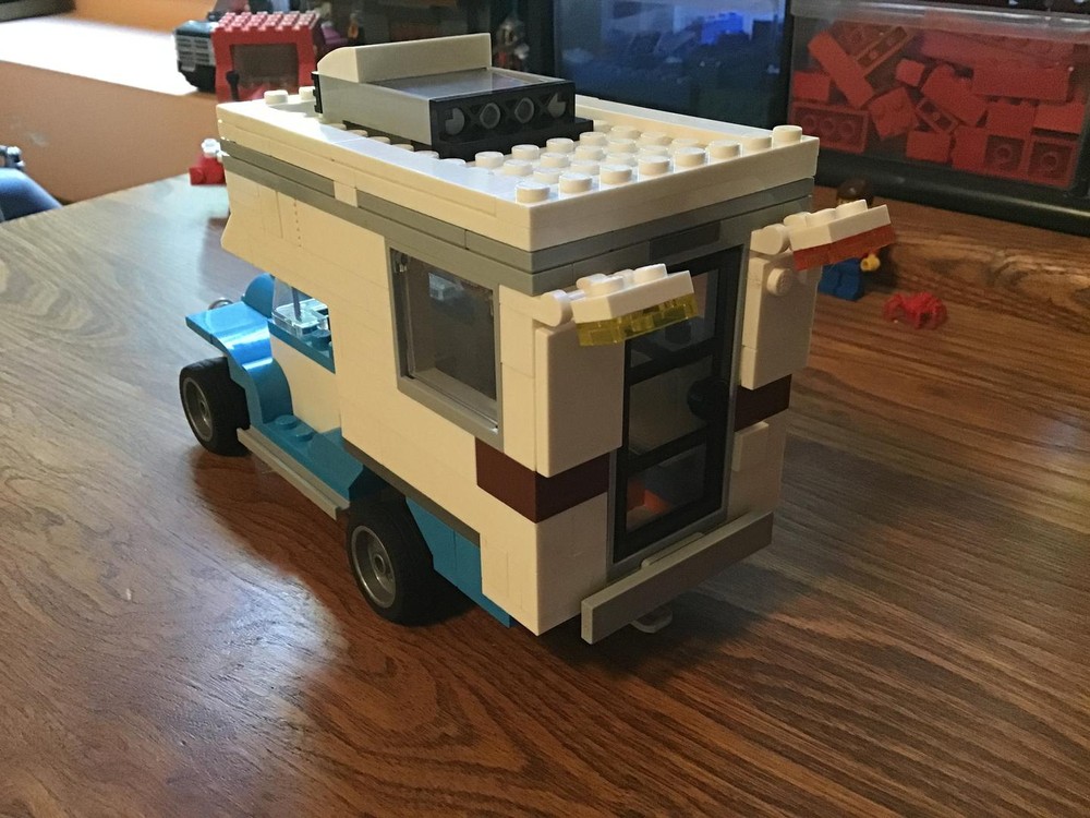 LEGO MOC-187443 vintage truck camper by EBbuilds | Rebrickable - Build ...