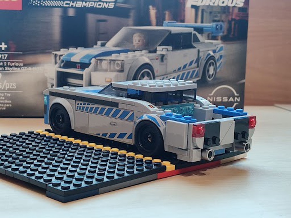 Lego Moc Pickup Truck By Hawkinorin Rebrickable Build With Lego