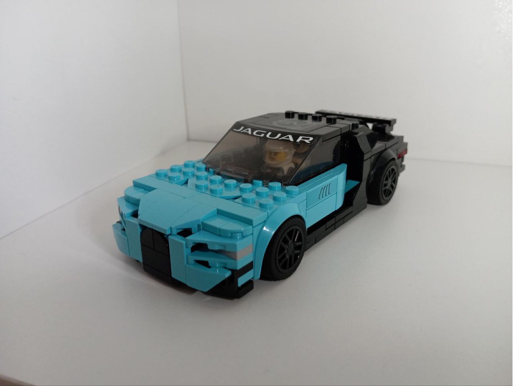 LEGO MOC 76898 Bugatti Chiron by MrFire | Rebrickable - Build with LEGO