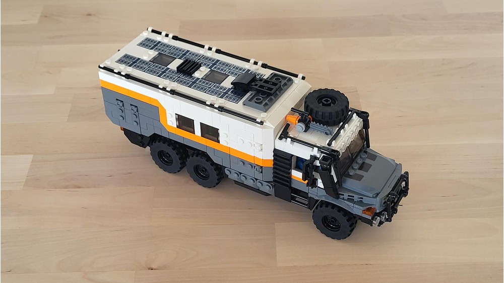 LEGO MOC Mercedes-Benz Zetros 6x6 Expedition by PrShadoko