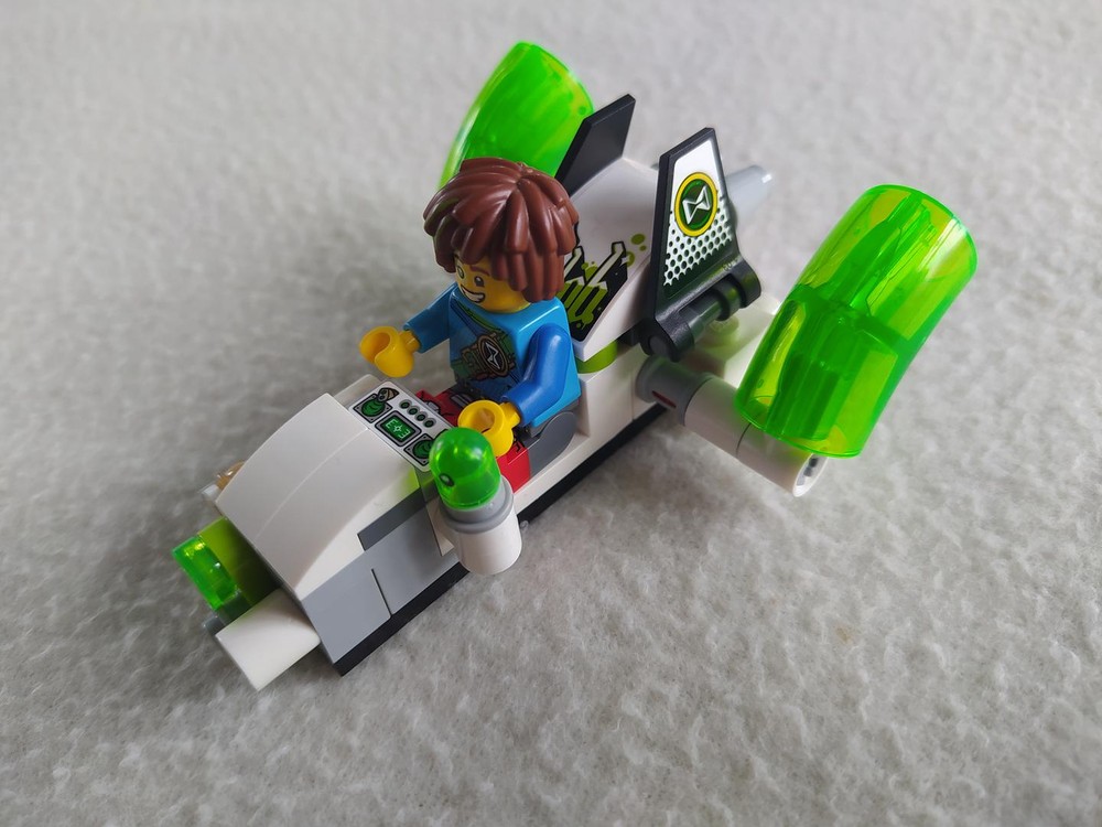 MOC-191895 71471 Mateo's Speeder