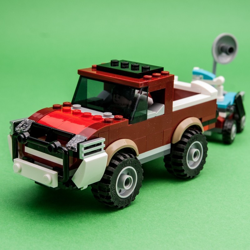 MOC-191979 76965 vehicle rebuild model