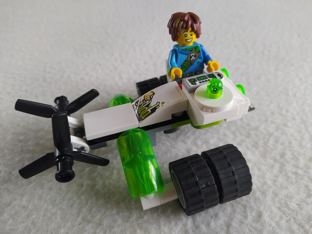 MOC-192071 71471 Cantilevered motorbike