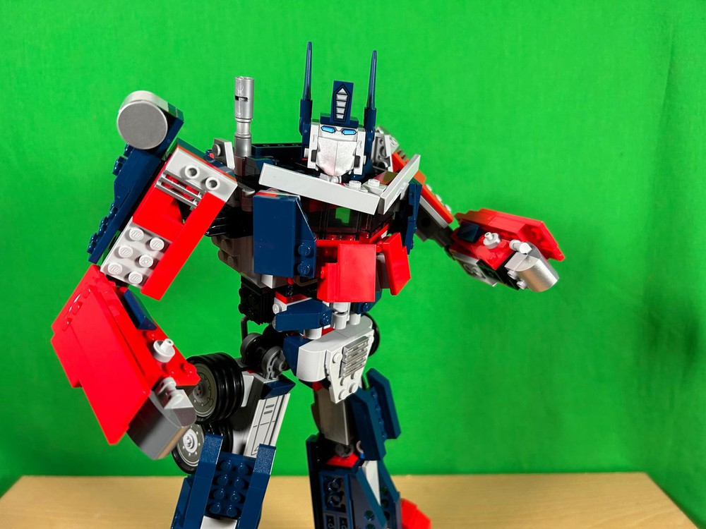 LEGO MOC Movie Optimus Prime by Buttermaster42 | Rebrickable - Build ...