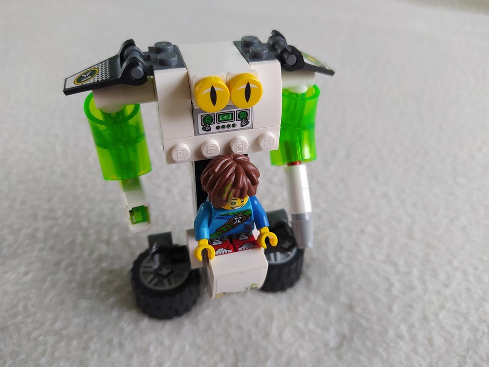 MOC-192975 71471 Mateo's Mech