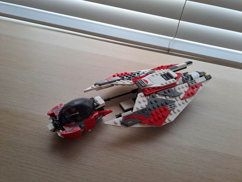 LEGO MOC Alpha-B7 Mattersprite-class light interceptor by GlebDot ...