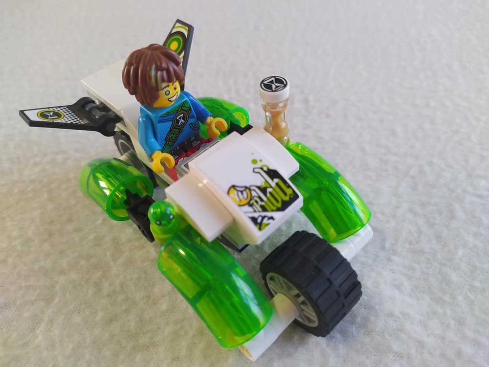 MOC-193089 71471 Mateo's Motorbike