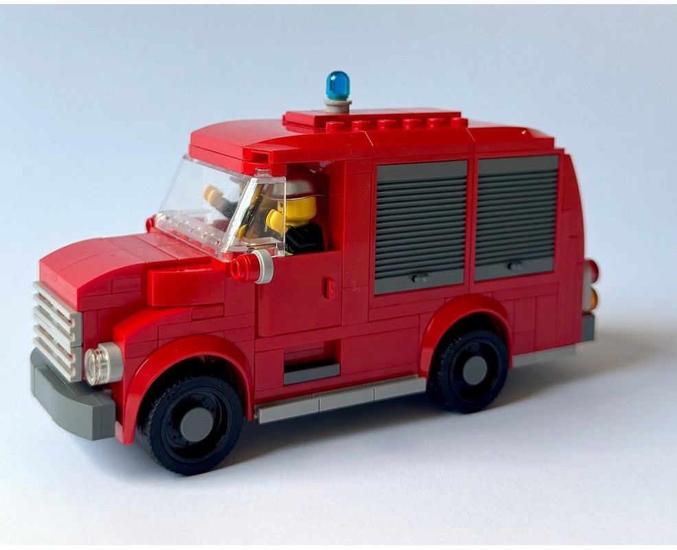 LEGO MOC Fire Engine by HDbrix | Rebrickable - Build with LEGO