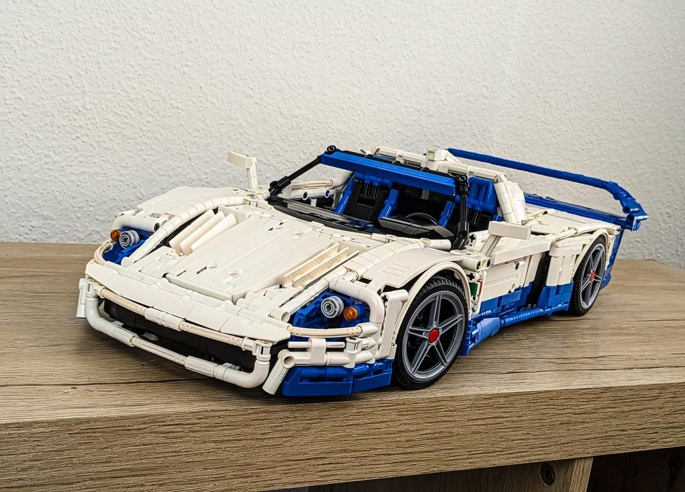 LEGO MOC Maserati MC12 1:10 by FrizzlesTechnicMotors | Rebrickable