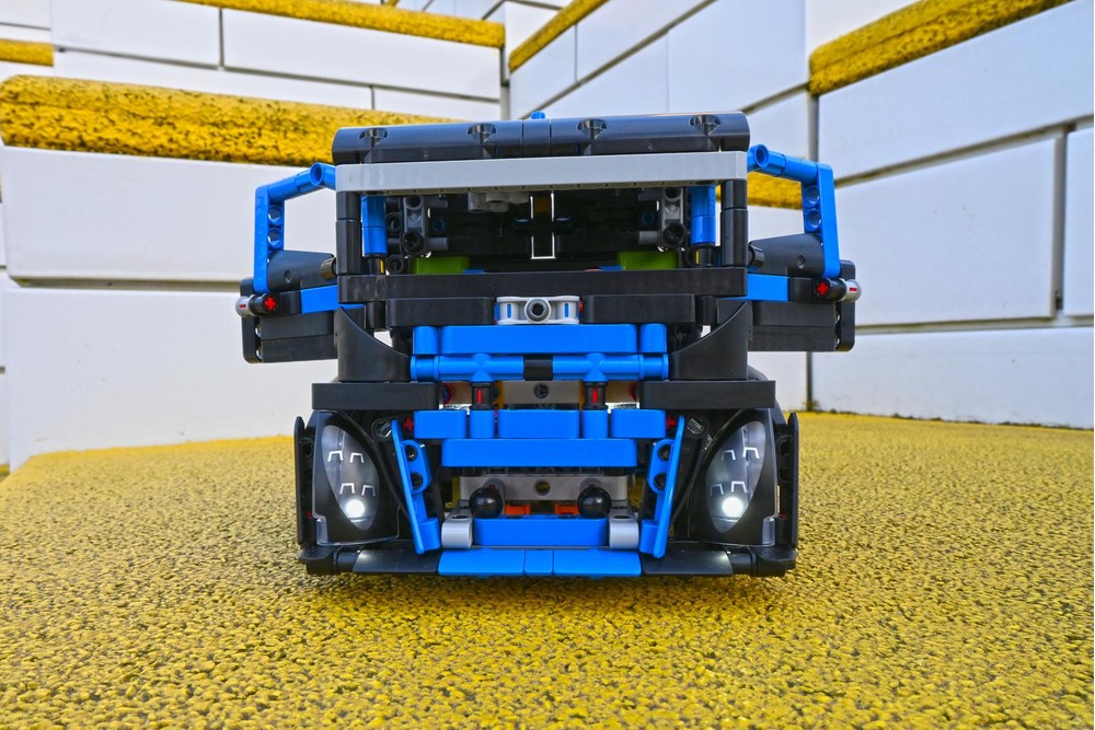 Technic: 42176 Porsche GT4 e-Performance (August) : r/Legoleak