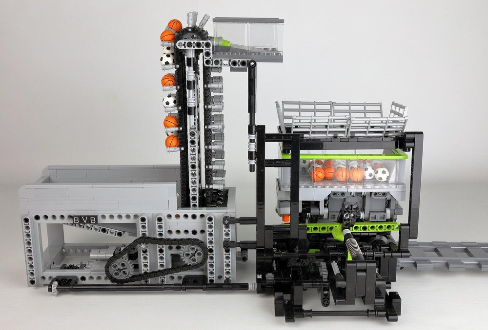 LEGO MOC-197824 Vertical Train Loader GBC by Berthil | Rebrickable ...