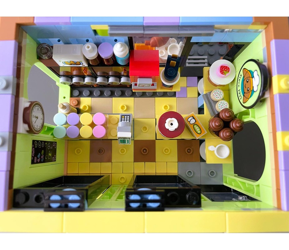 LEGO MOC-198557 Cafe & Cake Shop Modular Alternate build of