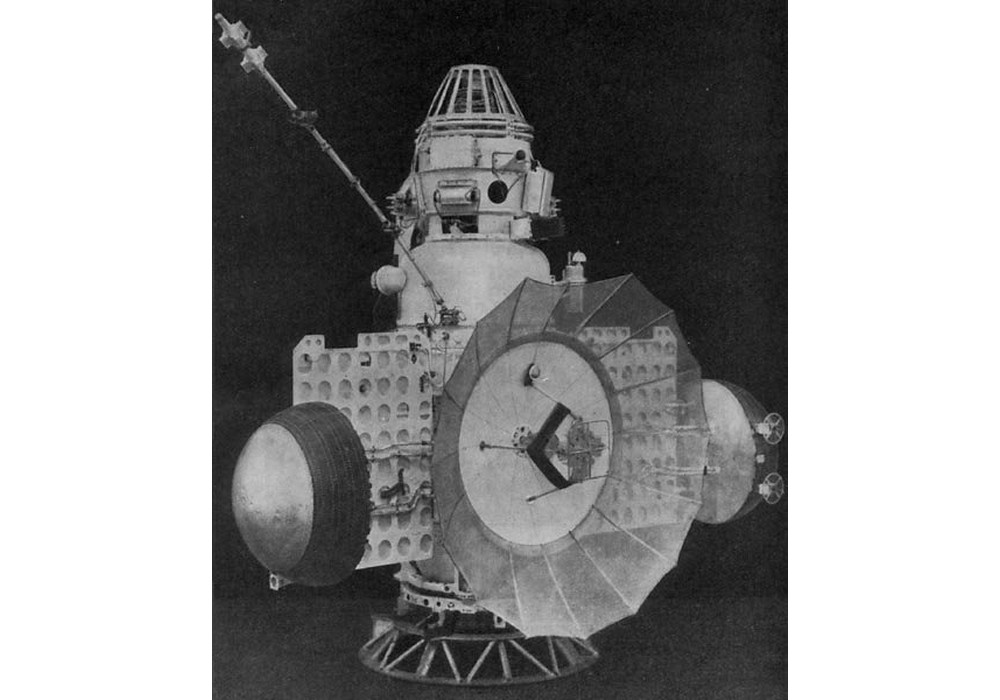 LEGO MOC Zond 1 / Venera 2 / Venera 3 Spacecraft by OrchardBuilds ...