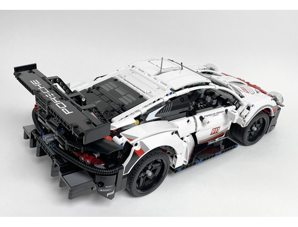 LEGO MOC-201384 42096 Porsche 911 RSR RC MOD for Powered Up Motors