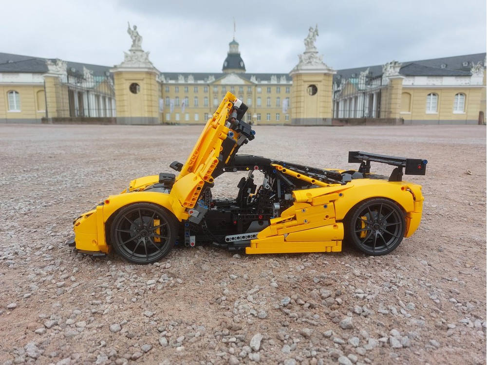 LEGO MOC McLaren F1 GTR (42172) by ConstructionsByDonat