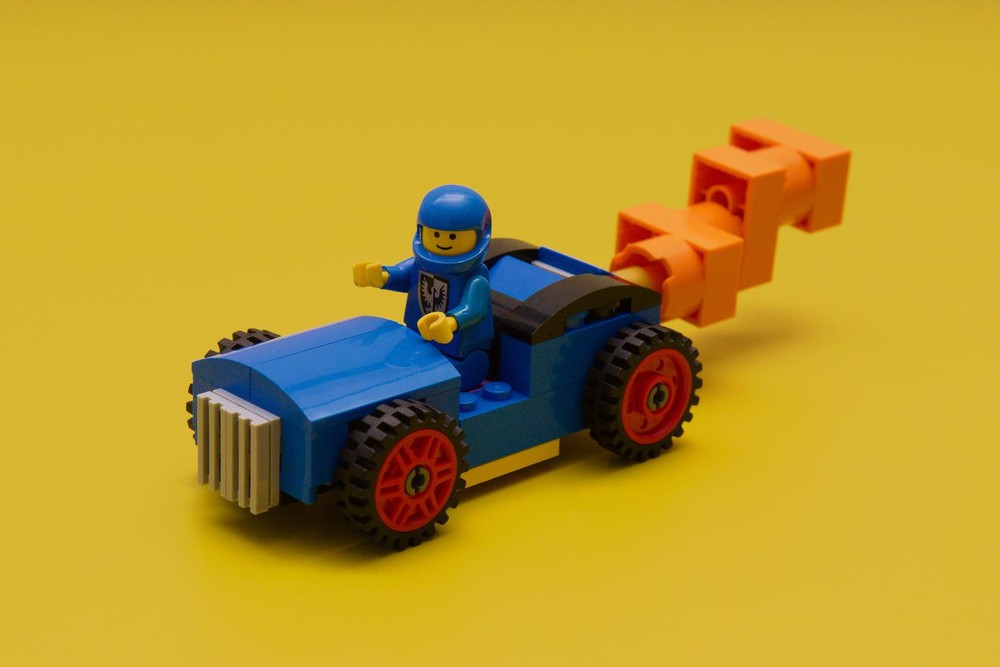 LEGO MOC Frumpy Fiery Fehicle by iwzKV45o | Rebrickable - Build with LEGO