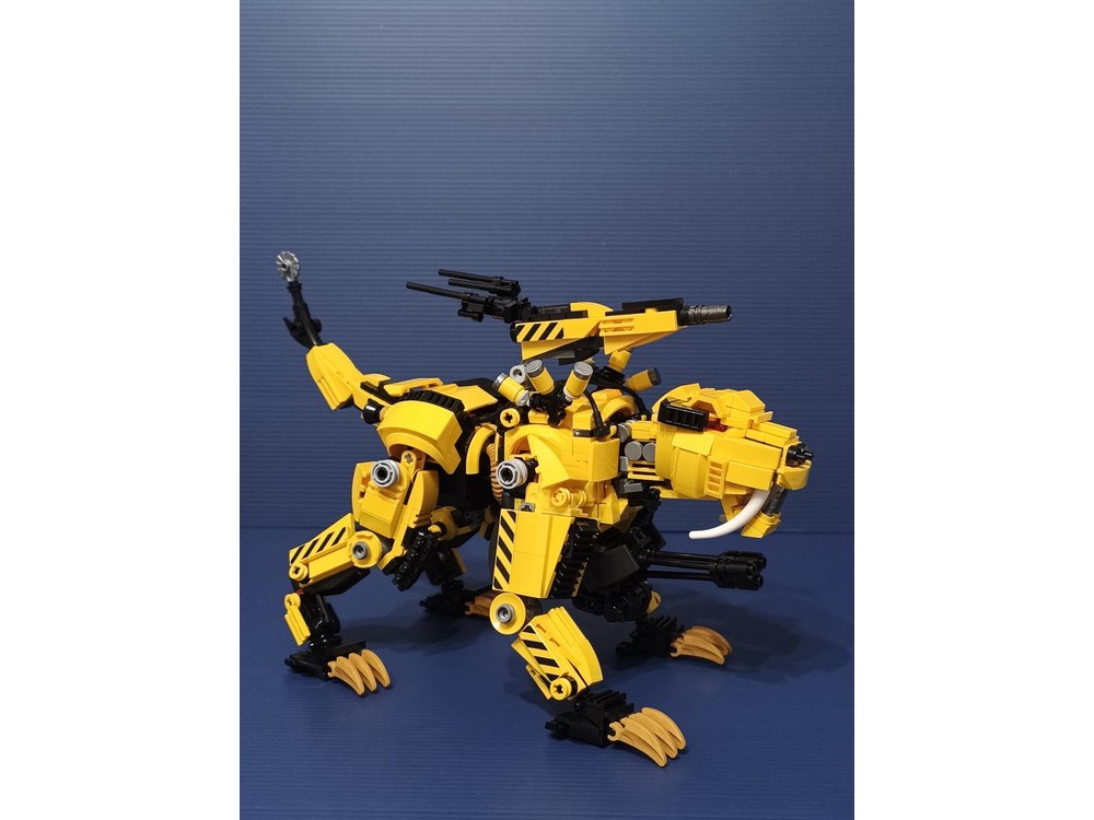 LEGO MOC-207142 Mechanical Saber-Toothed Tiger by BroadBricks_Studio ...