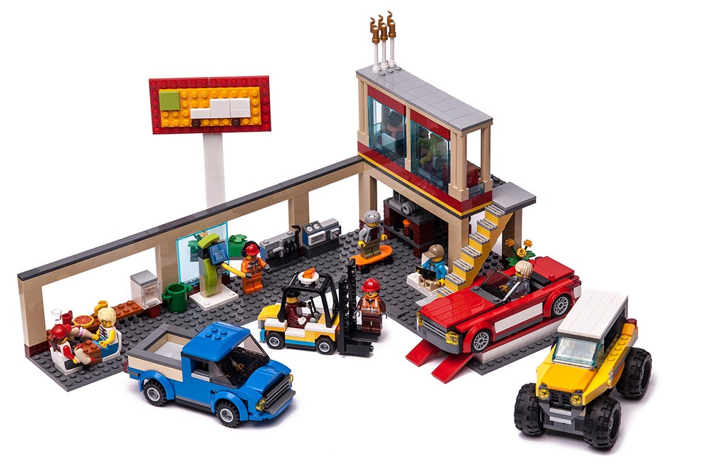 Lego best sale moc garage