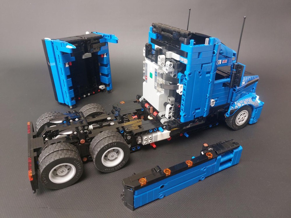 LEGO MOC Control+ motorization kit for Freightliner Cascadia by Anton ...