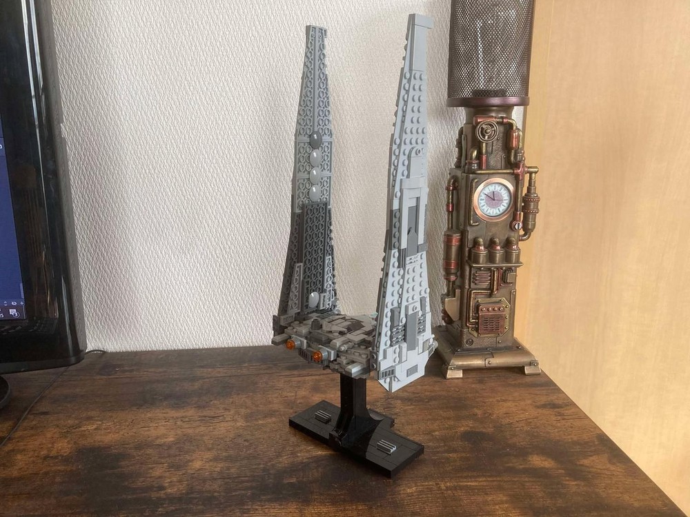 LEGO MOC-208429 First Order Kylo Command Shuttle Midi-Scale by ...