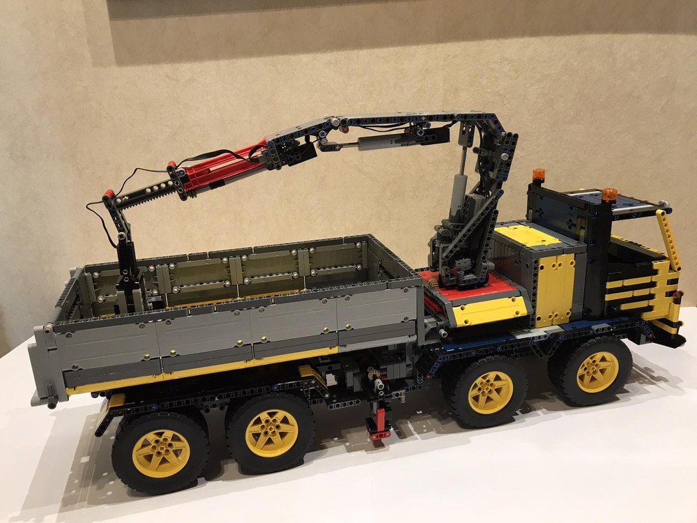 LEGO MOC-211918 RC Arocs XL by Hinnerk | Rebrickable - Build with LEGO