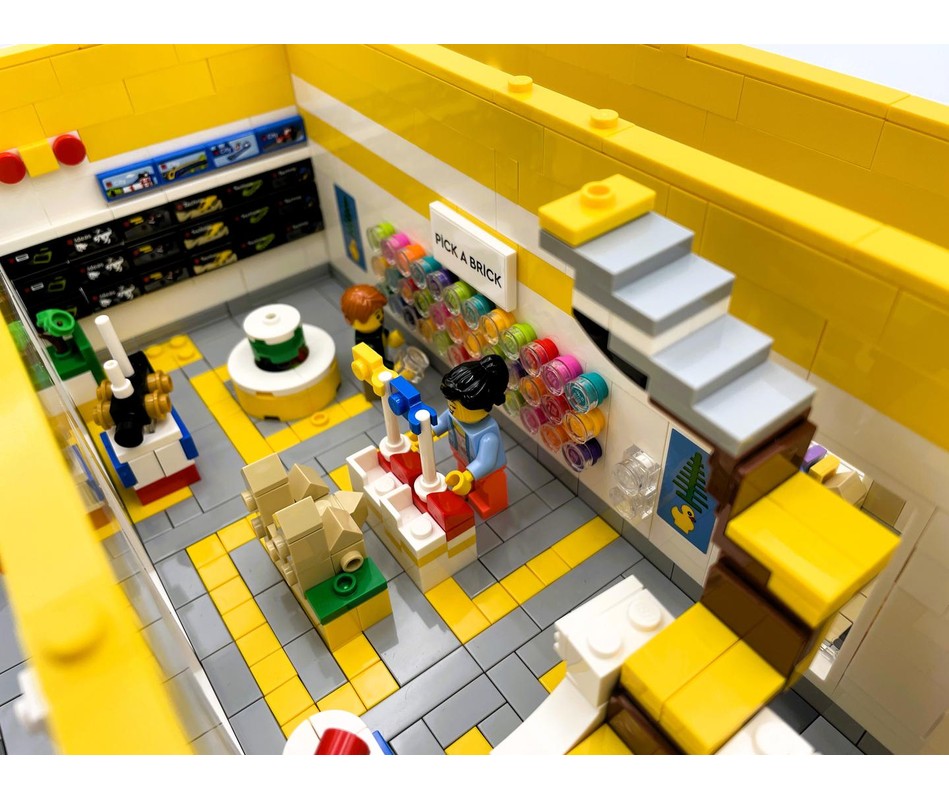 LEGO MOC-212053 Quad Lego Store Modular Alternate build of 4x40574 by ...