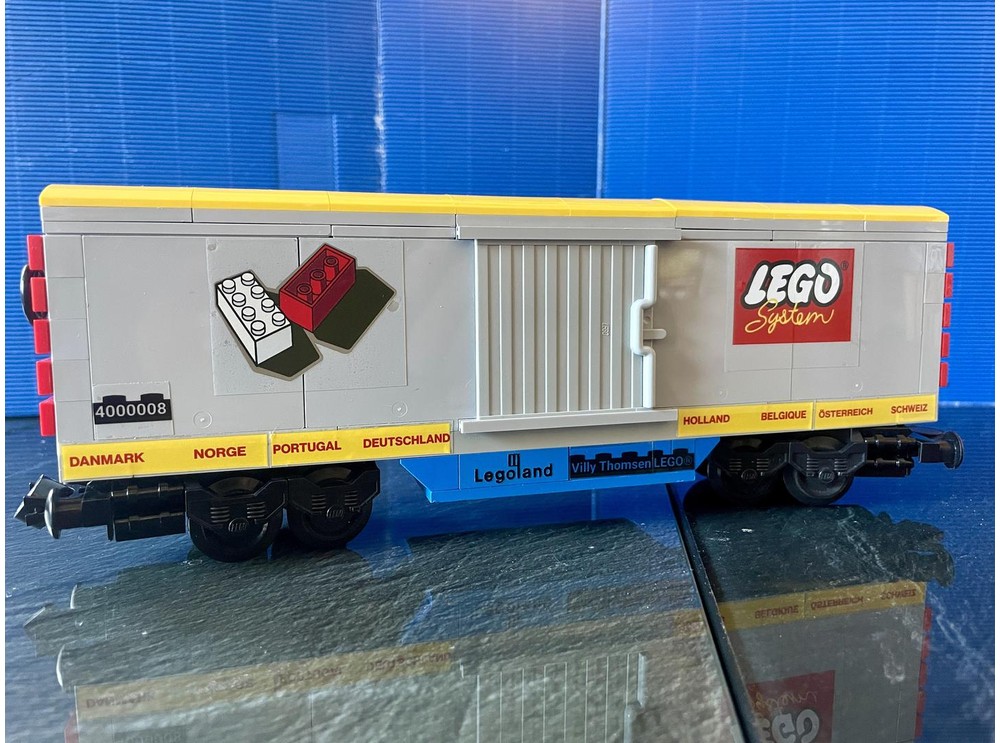 LEGO MOC 6W Boxcar Villy Thomsen (32l) by TECHNICer83 | Rebrickable ...