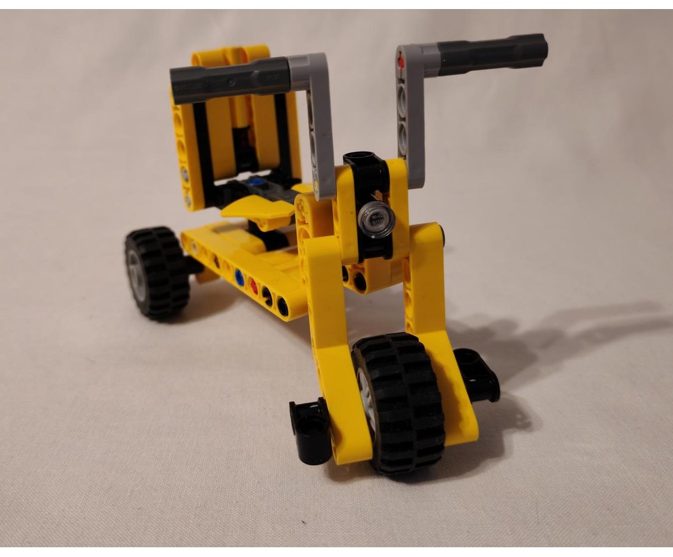 LEGO MOC Children's Tricycle 42197 Alternative by ErikGS | Rebrickable ...