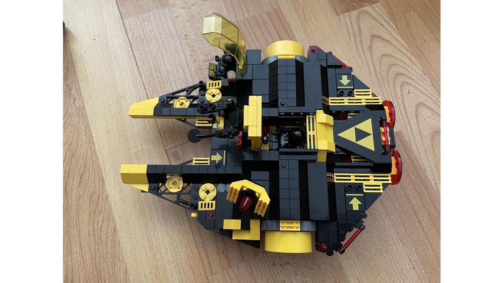 LEGO MOC-213465 Blacktron Falcon - 10355 Alternative build by