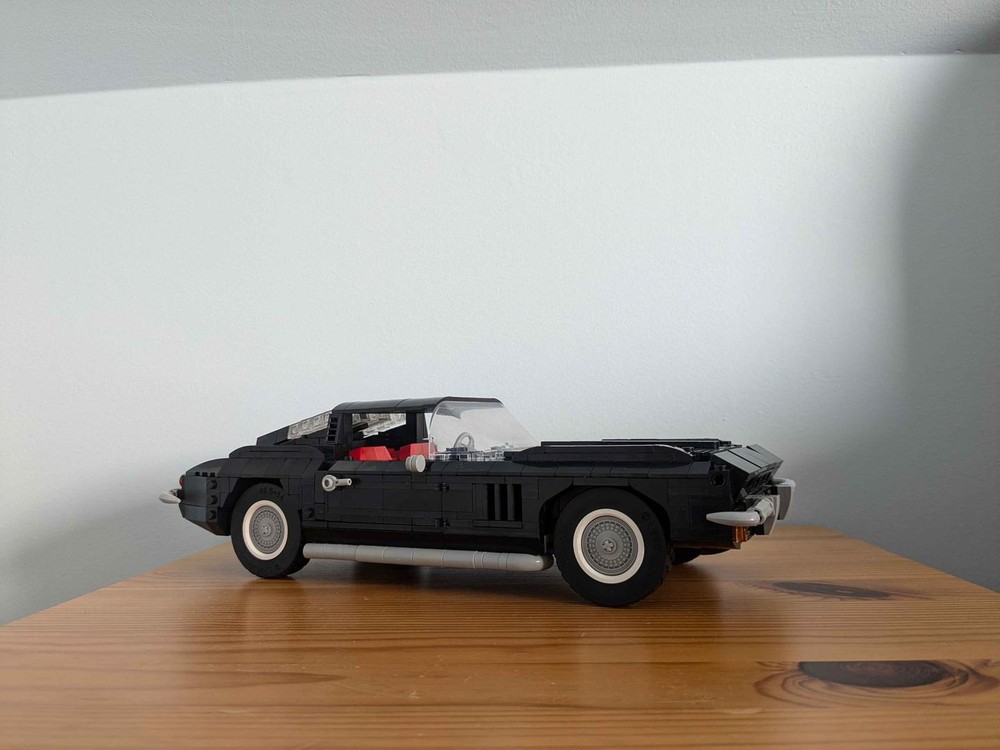 LEGO MOC-213932 Corvette C2 by Giganbrick | Rebrickable - Build