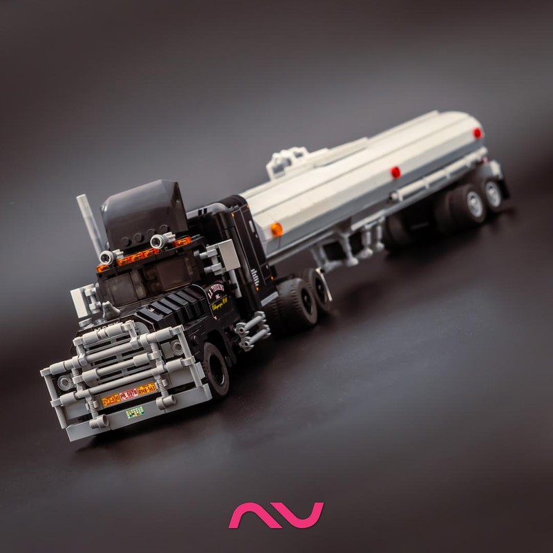 LEGO MOC-214039 The Rubber Duck (Mack R-Series) by NV Carmocs ...