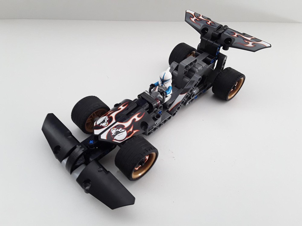 LEGO MOC 42046 - F1 Car by LegoOri | Rebrickable - Build with LEGO