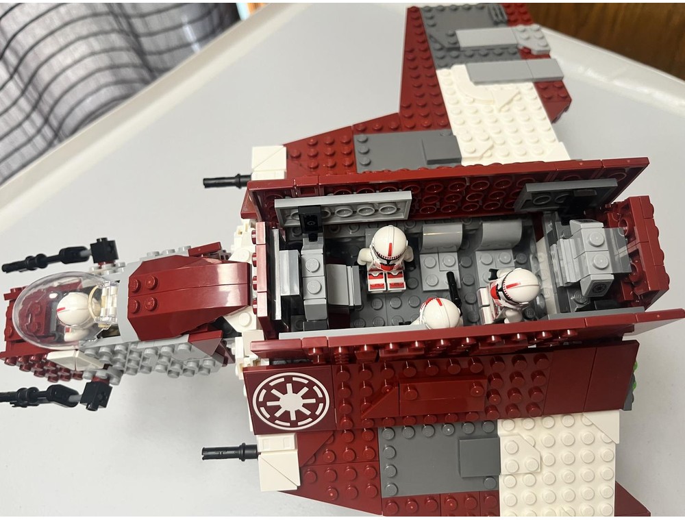 LEGO MOC-215789 Republic Attack Shuttle Alternate Build Using Set