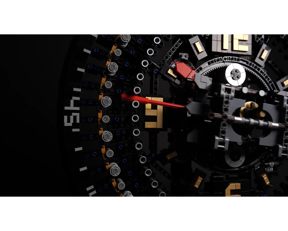 LEGO MOC Mangle Rack Clock, by Akiyuki by Planet GBC | Rebrickable