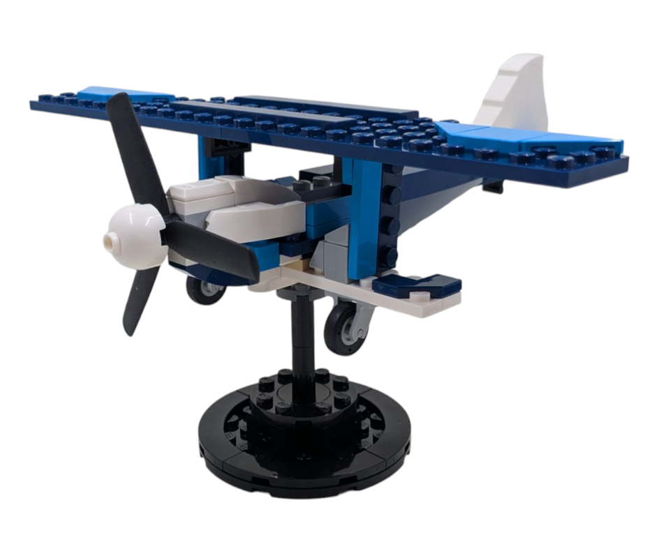 LEGO MOC 31160 Biplane by Cloverbricks | Rebrickable - Build with LEGO