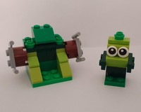 Green Robot and his Anti Aircraft Machine.