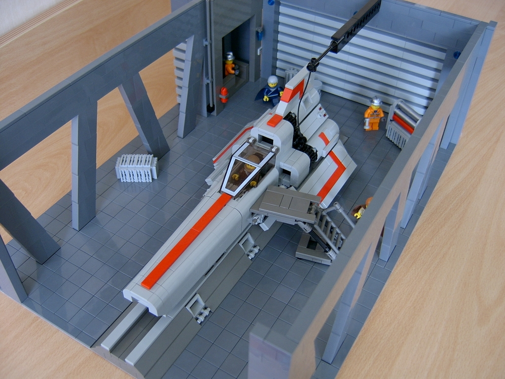 LEGO MOC-219125 Colonial Viper MK1 (V3) by RustyLego | Rebrickable ...