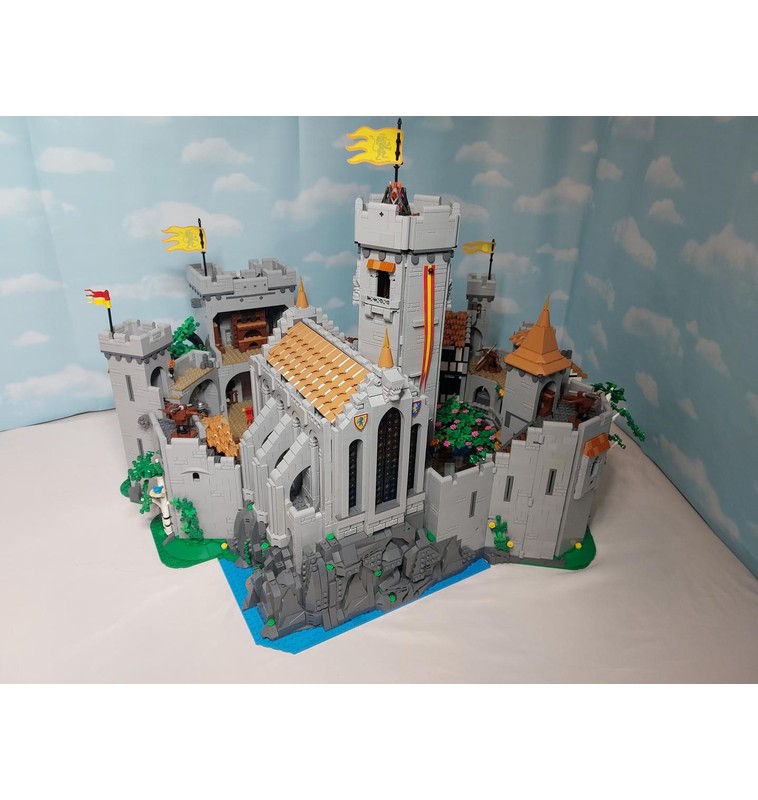 LEGO MOC-220614 The Completed Lion Knight's Castle, a 10305 expansion ...