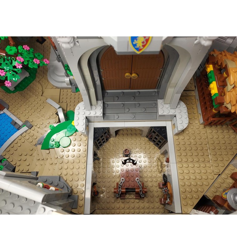 LEGO MOC-220614 The Completed Lion Knight's Castle, a 10305 expansion ...