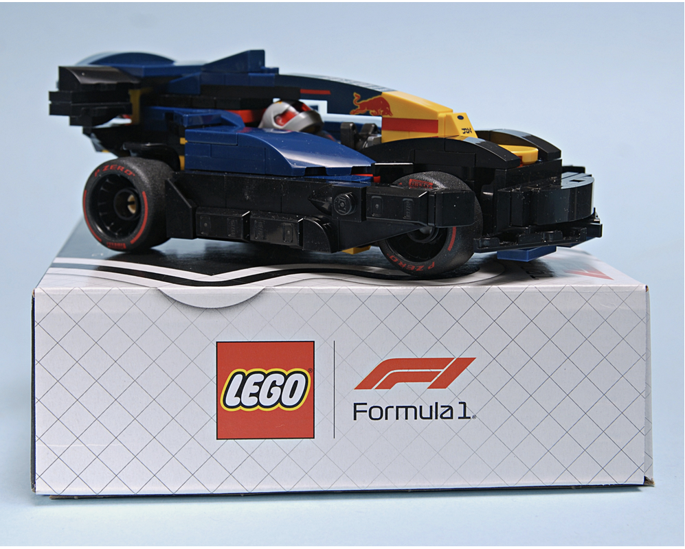 LEGO MOC 77243 Concept Formula by Keep On Bricking | Rebrickable