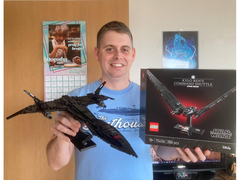 LEGO MOC-221273 X-Men Blackbird Midi-Scale by CreationCaravan