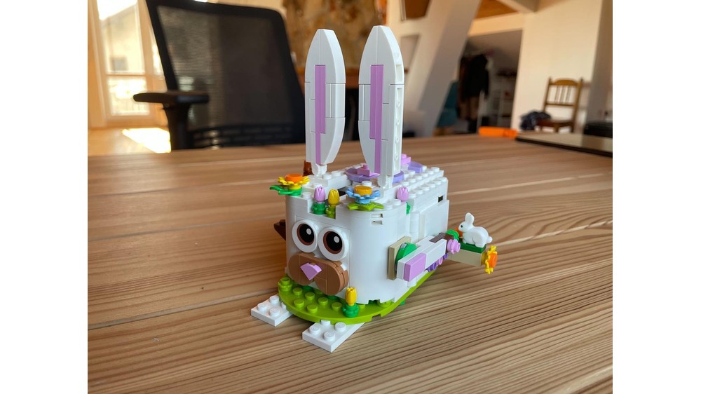 LEGO MOC 40764 - Bunny Bank by stanisi | Rebrickable - Build with LEGO