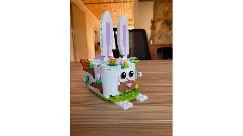 LEGO MOC 40764 - Bunny Bank by stanisi | Rebrickable - Build with LEGO